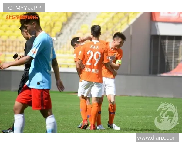 足球明星李超的成长历程与精彩瞬间全景介绍